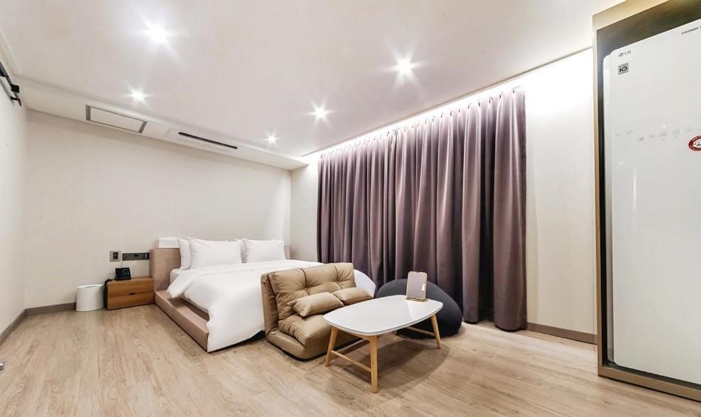 Centro Hotel Chilgok Kültér fotó