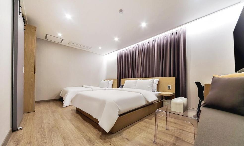 Centro Hotel Chilgok Kültér fotó