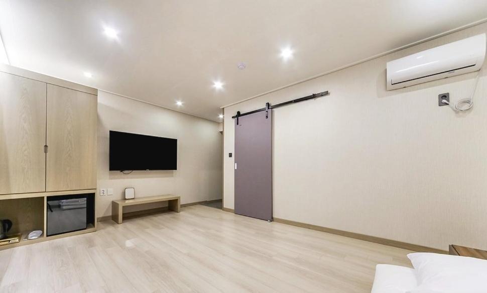 Centro Hotel Chilgok Kültér fotó